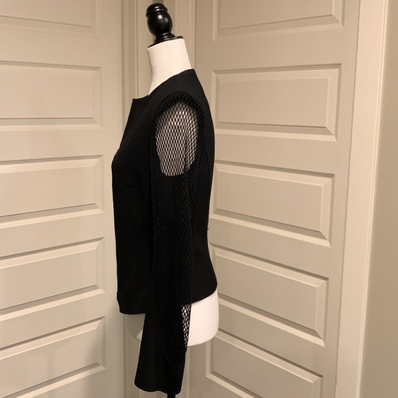 Women’s Blazer - Picture 7 of 16